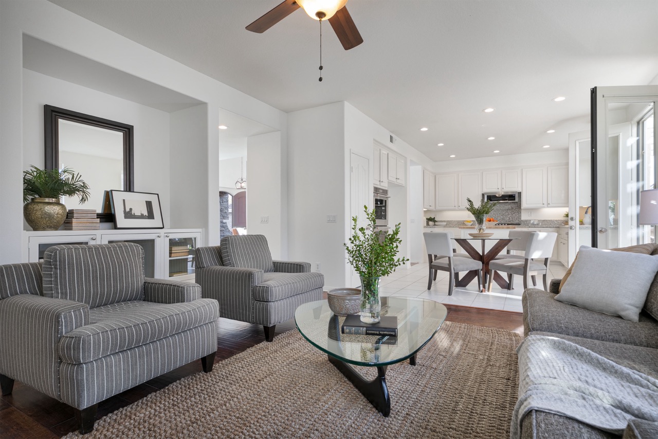 28945 Canyon Oak Pl, Santa Clarita, CA 91390