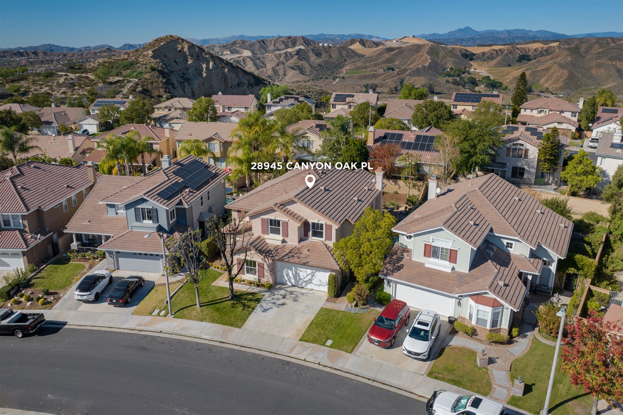 28945 Canyon Oak Pl, Santa Clarita, CA 91390