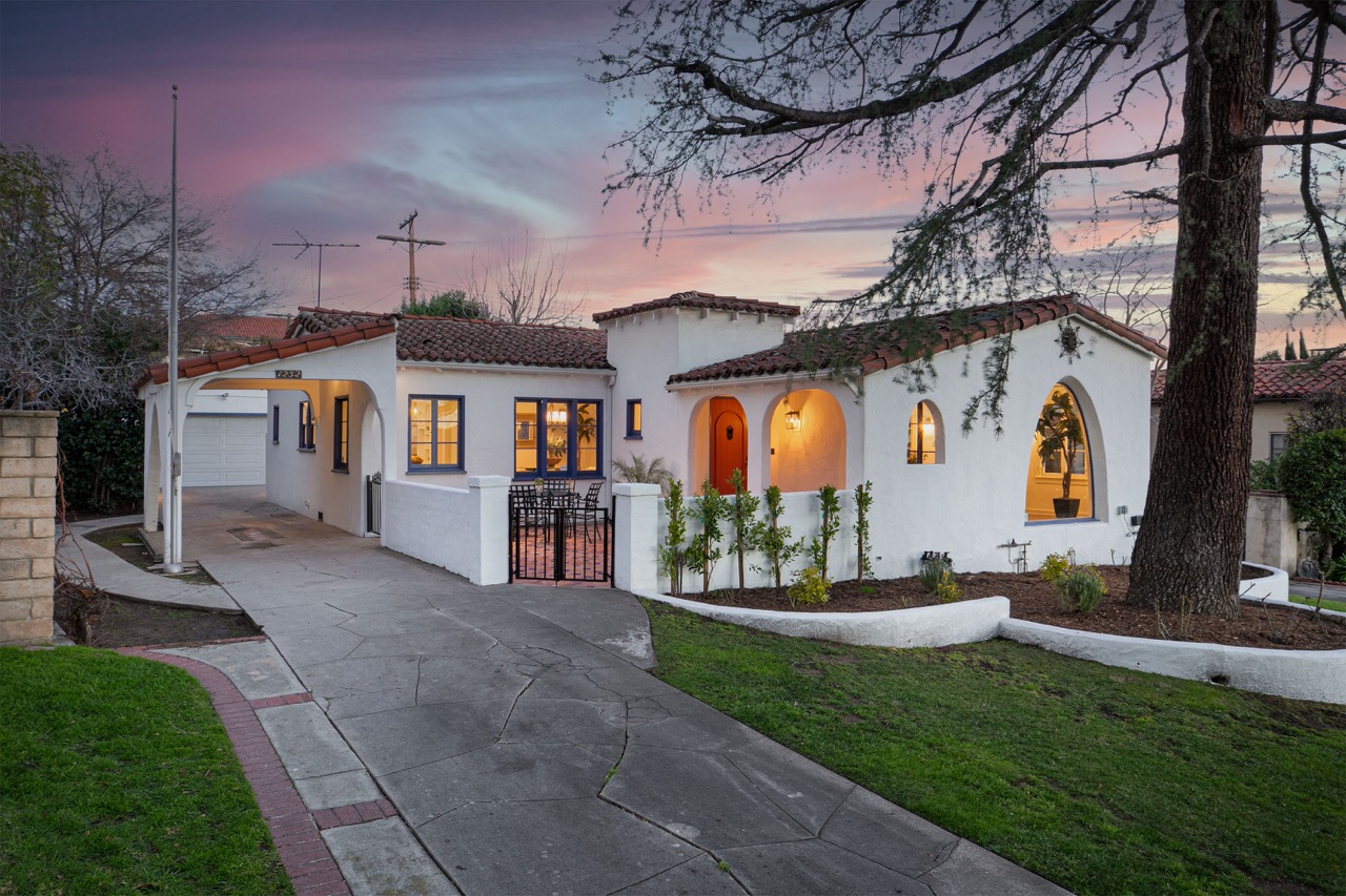 1252 Highland Ave, Glendale CA 91202