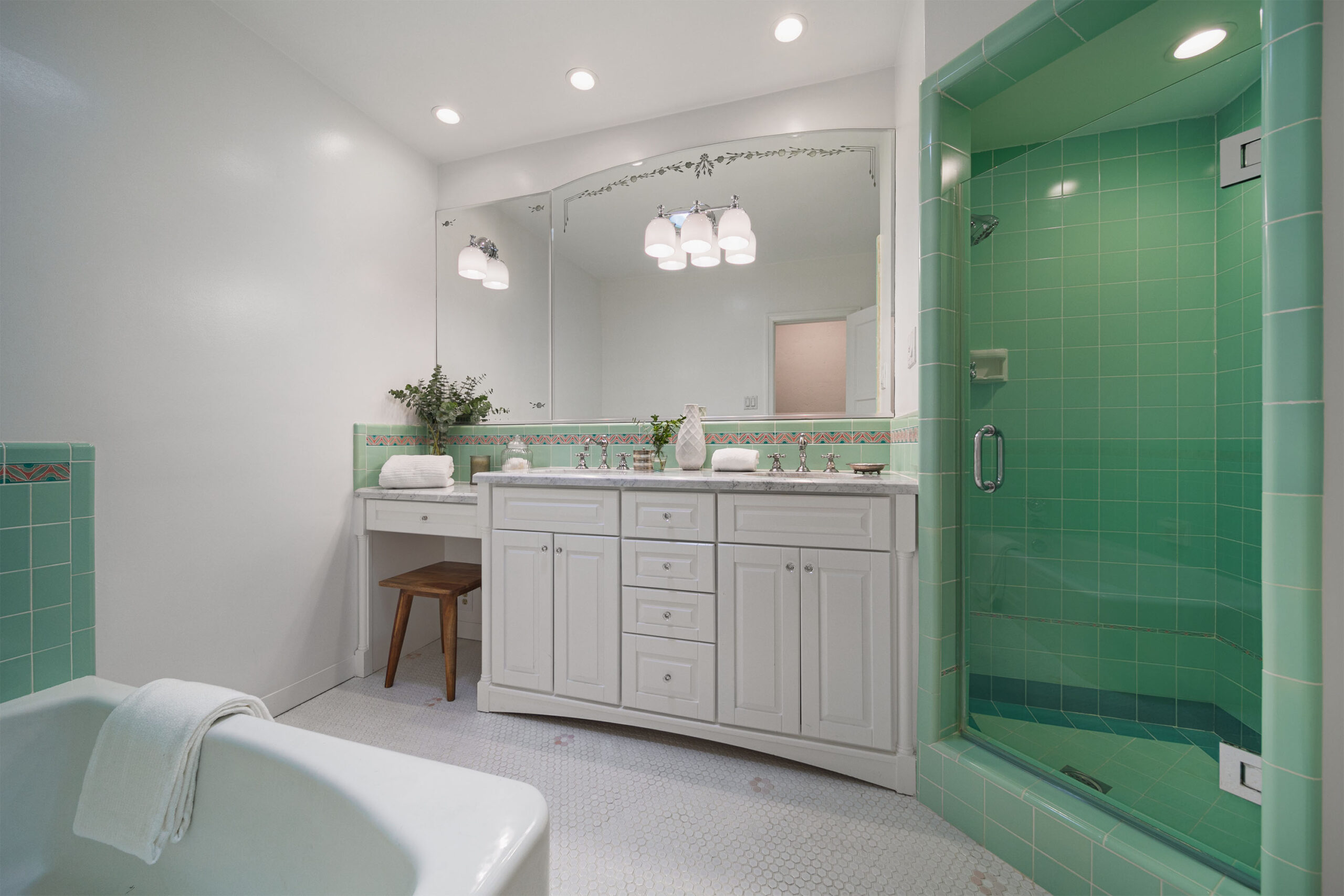 1637 Highland Ave, Glendale CA 91202