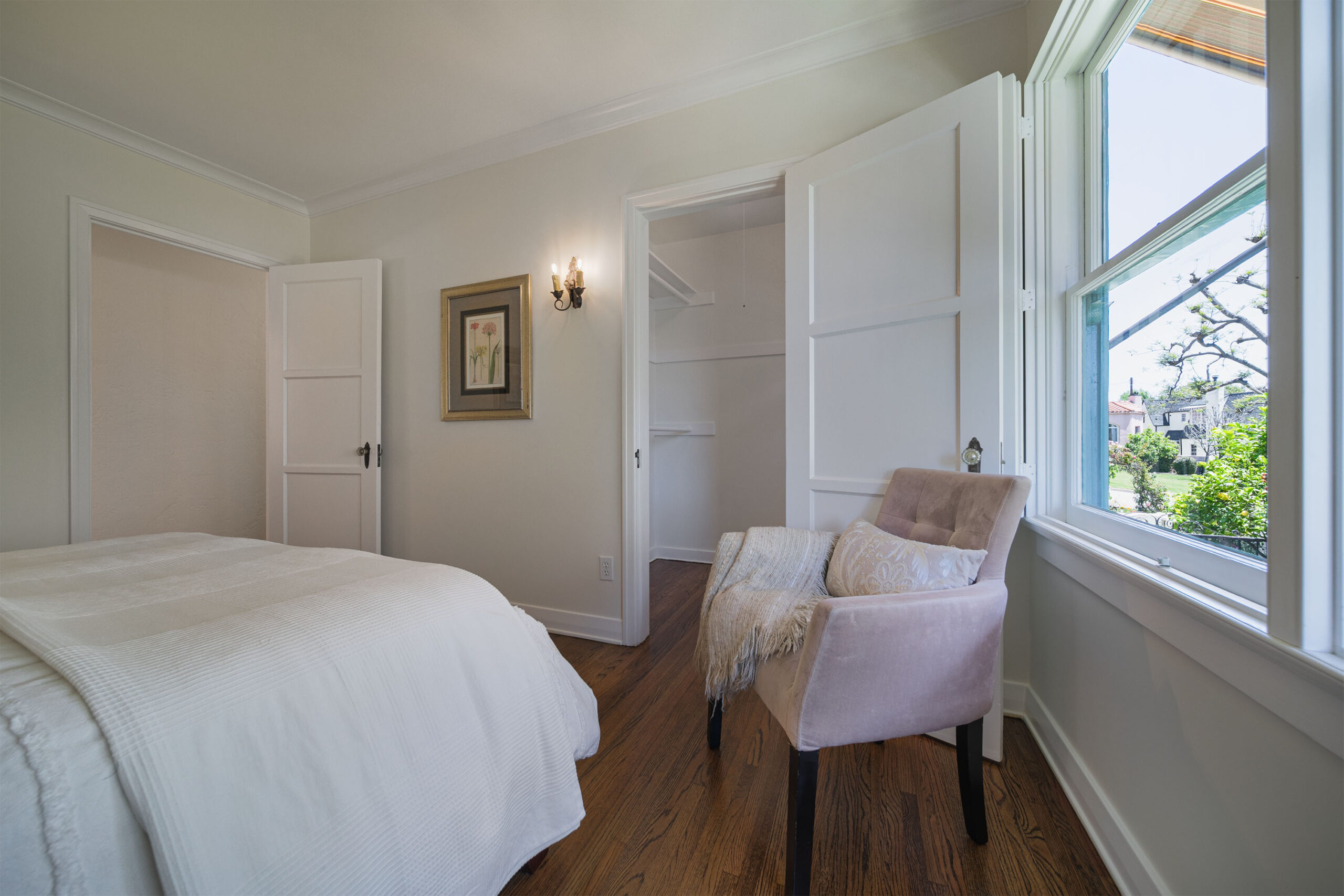 1637 Highland Ave, Glendale CA 91202