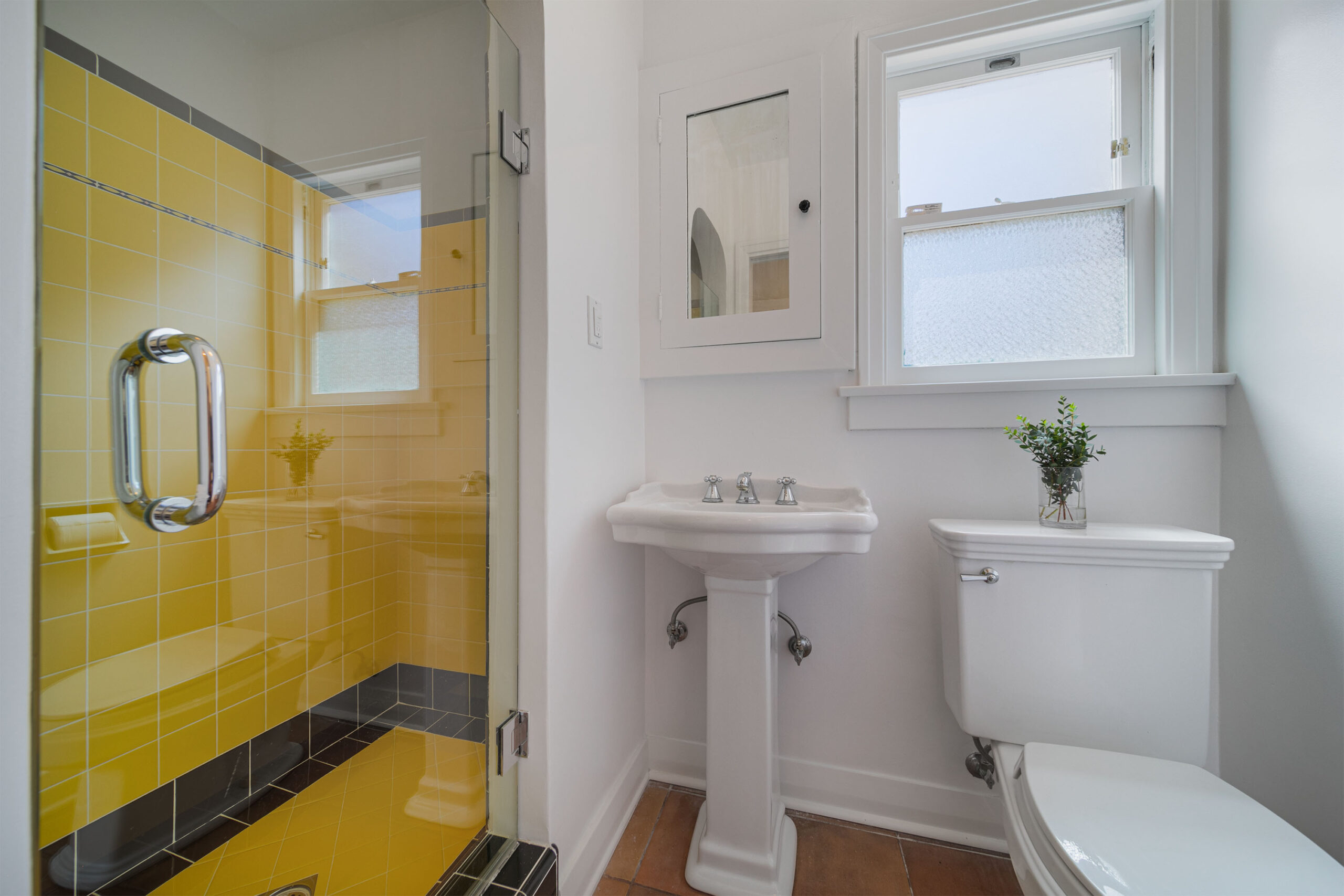 1637 Highland Ave, Glendale CA 91202