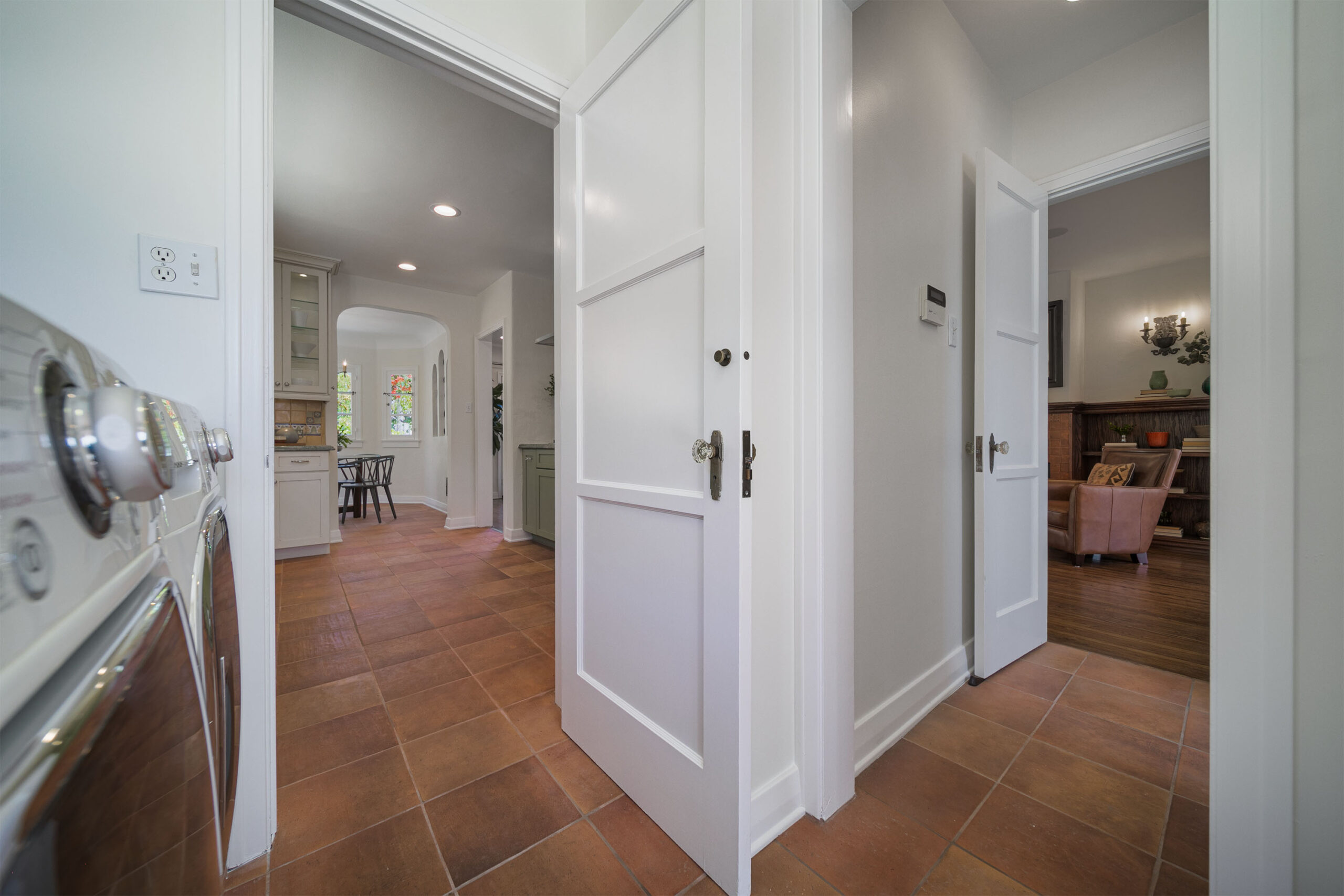 1637 Highland Ave, Glendale CA 91202