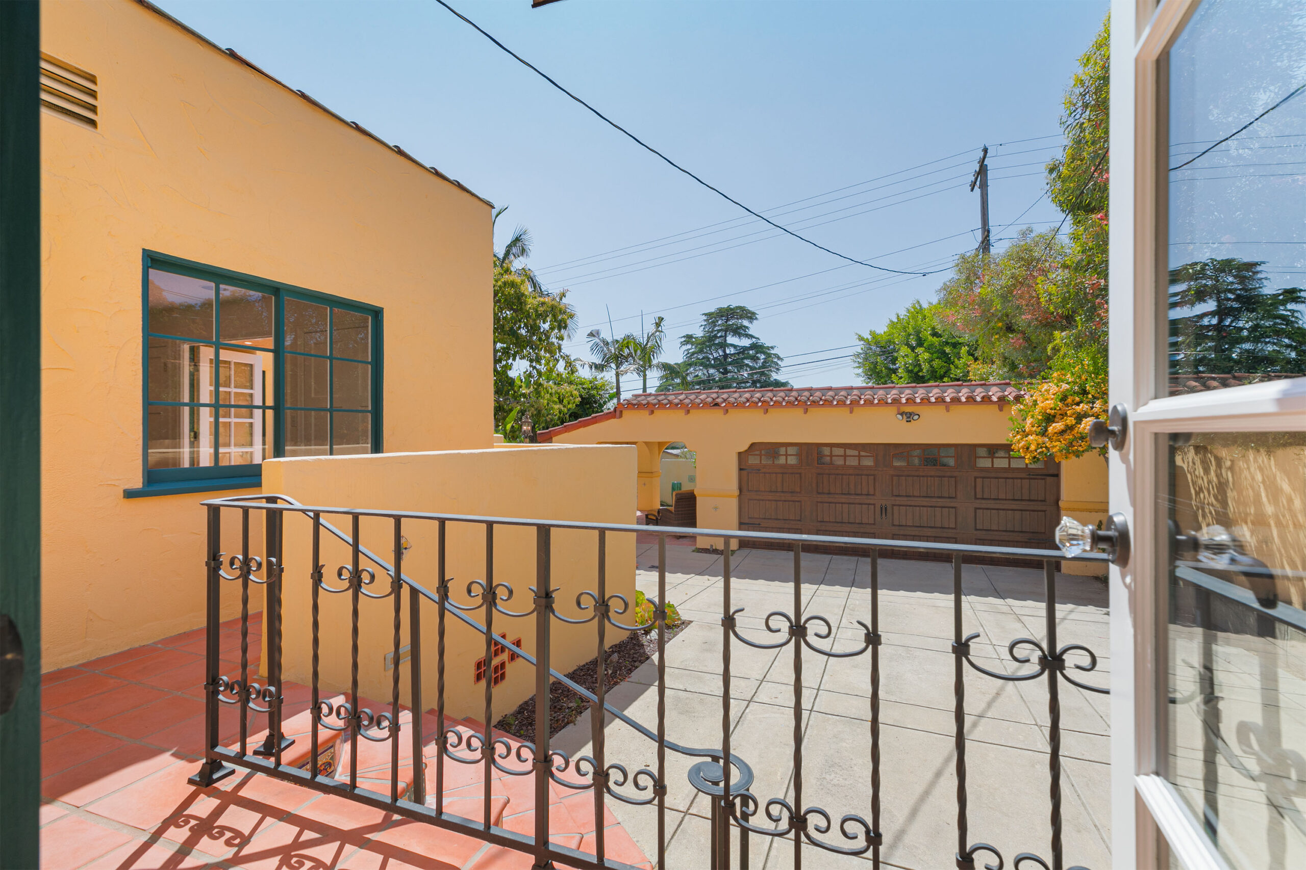 1637 Highland Ave, Glendale CA 91202