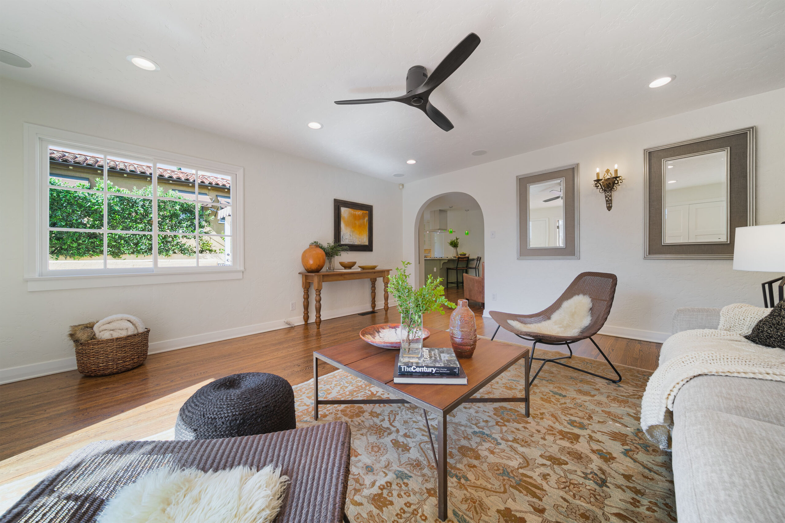 1637 Highland Ave, Glendale CA 91202