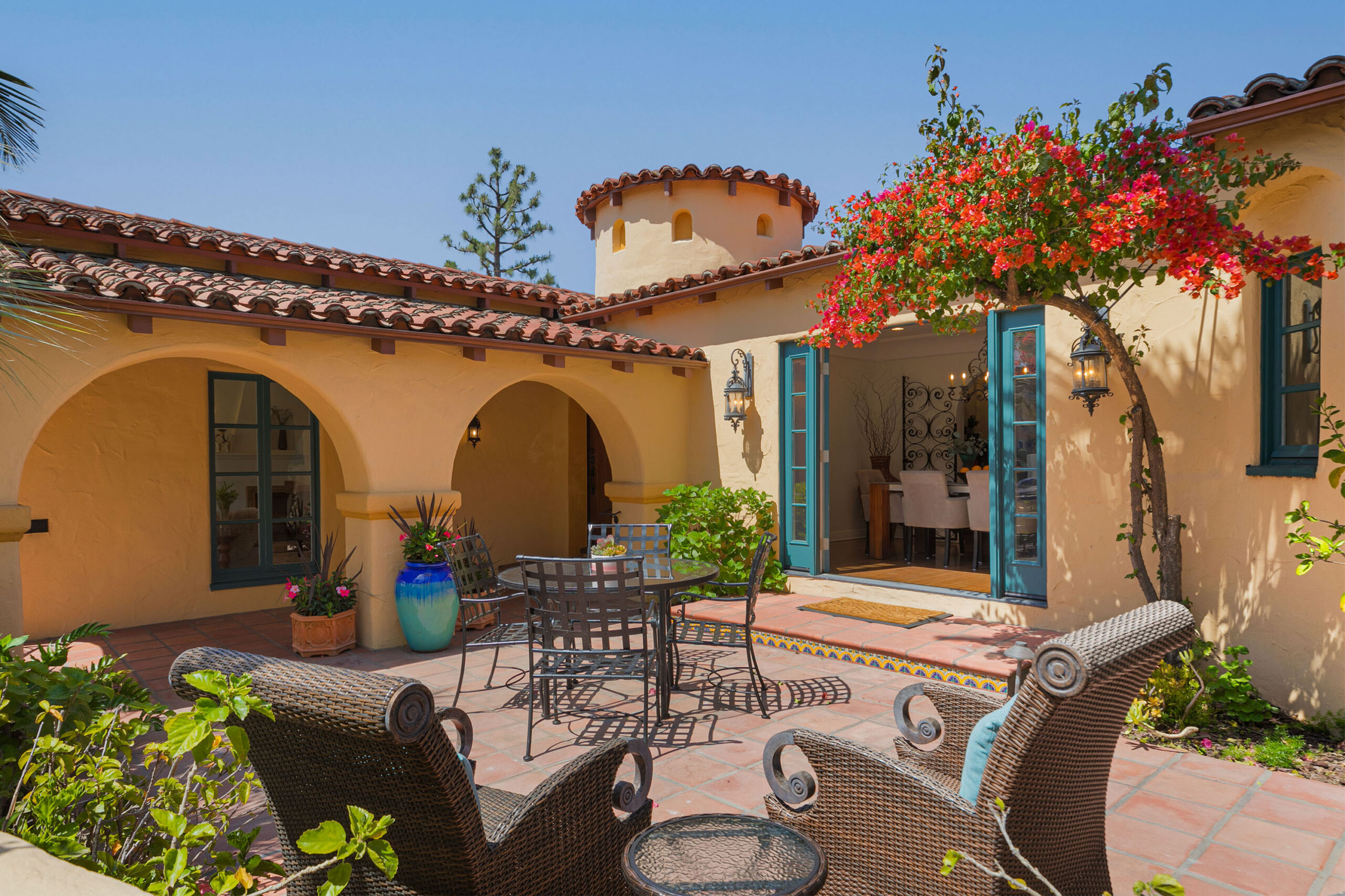 1637 Highland Ave, Glendale CA 91202