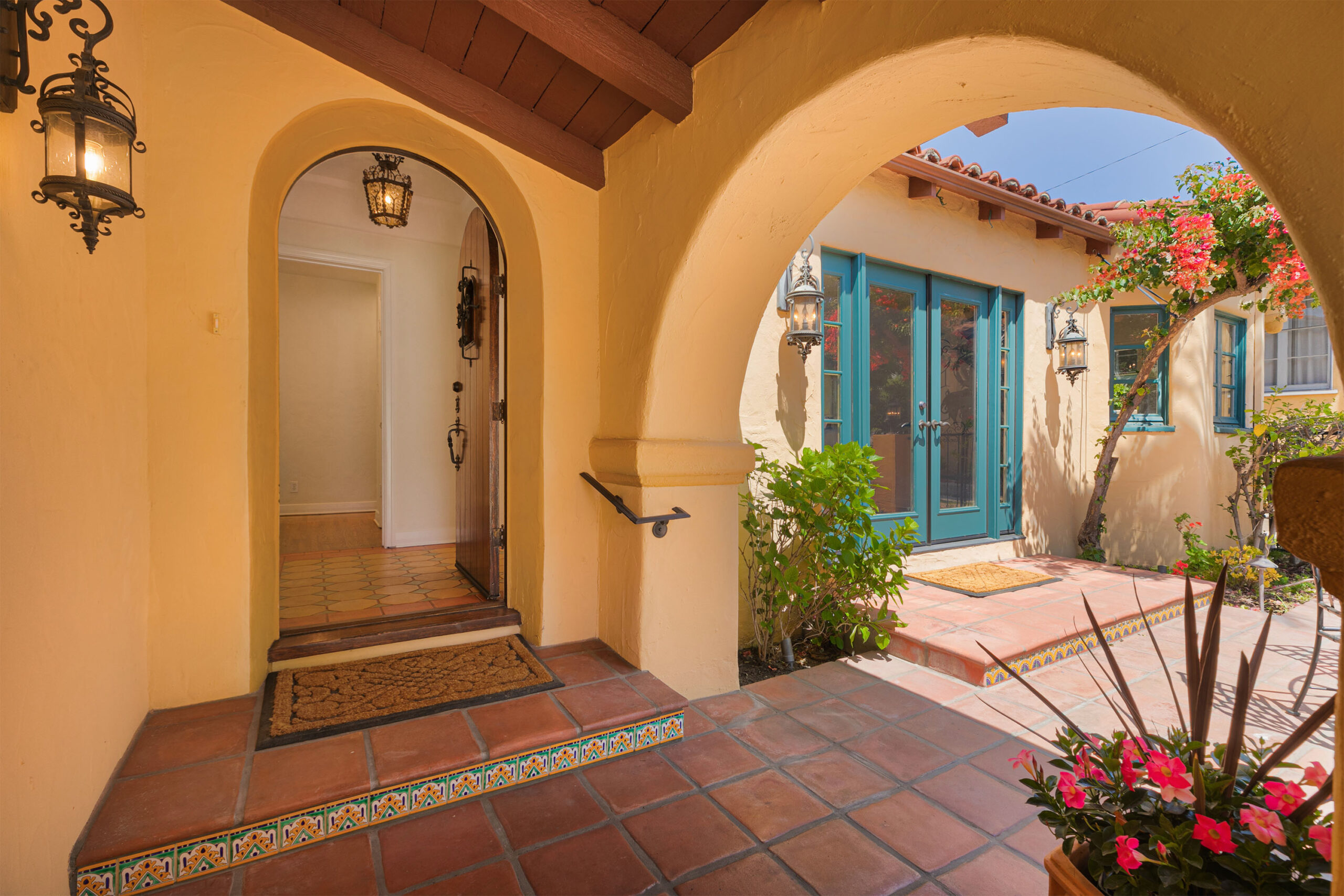 1637 Highland Ave, Glendale CA 91202