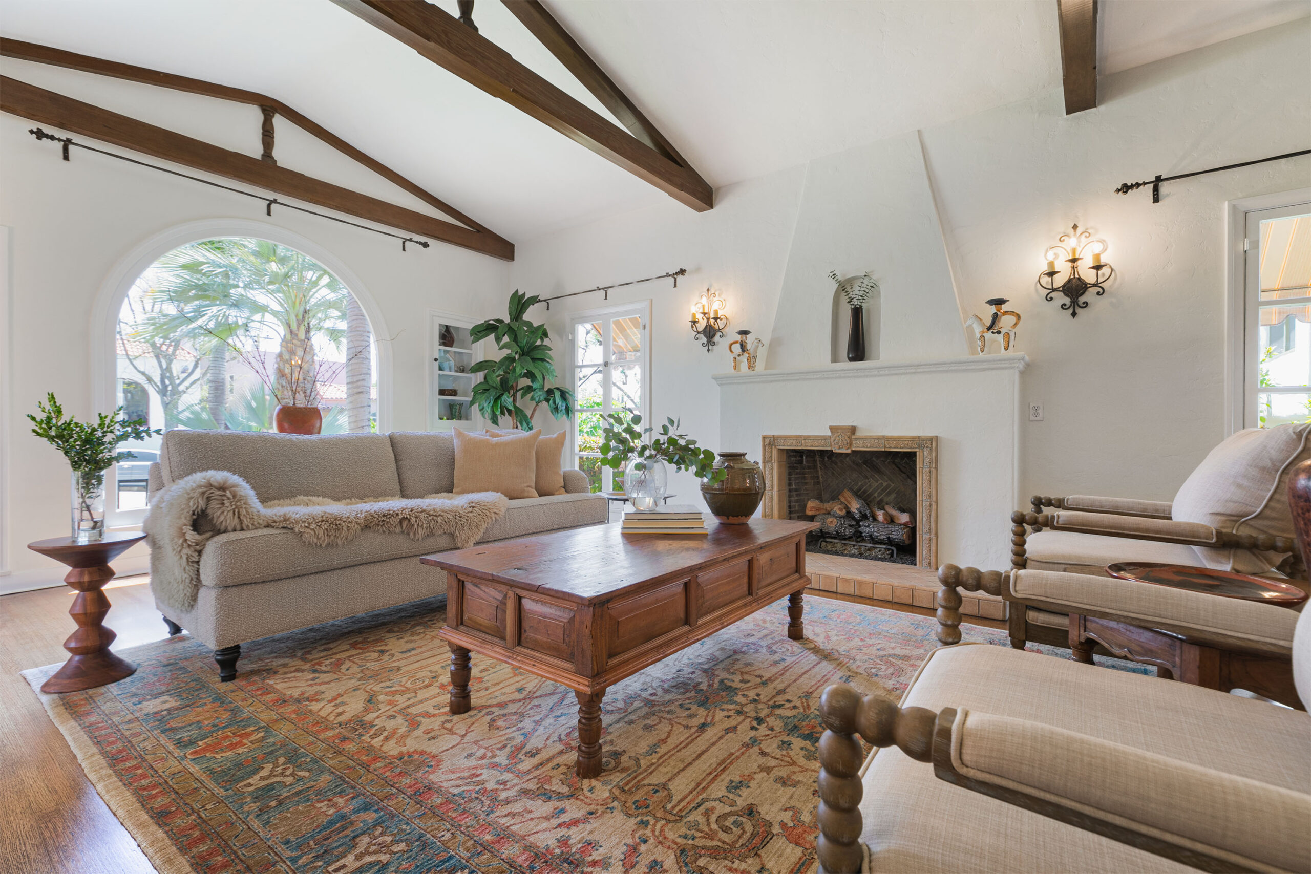 1637 Highland Ave, Glendale CA 91202