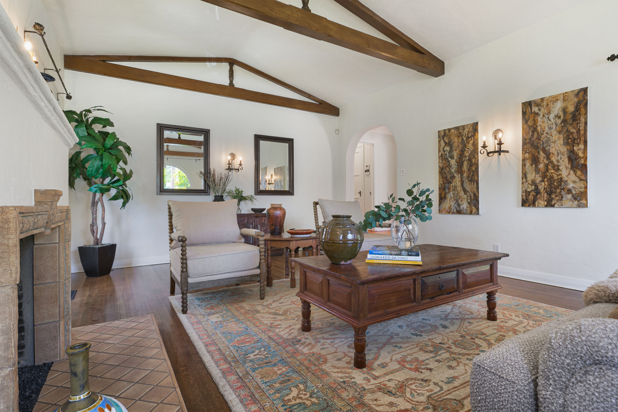 1637 Highland Ave, Glendale CA 91202