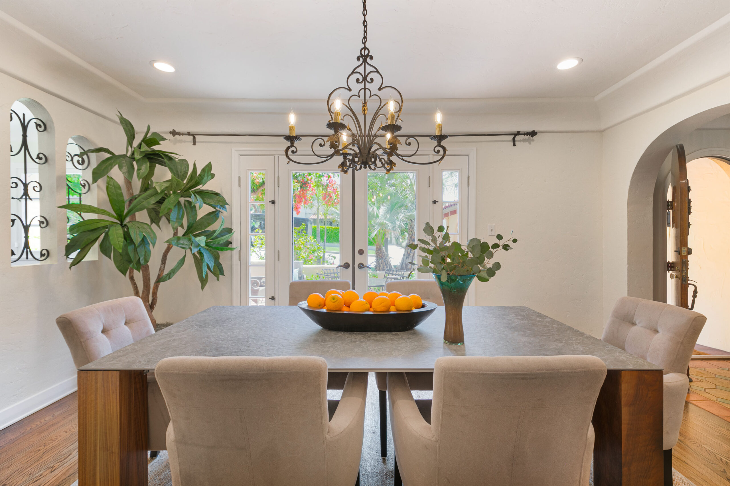 1637 Highland Ave, Glendale CA 91202