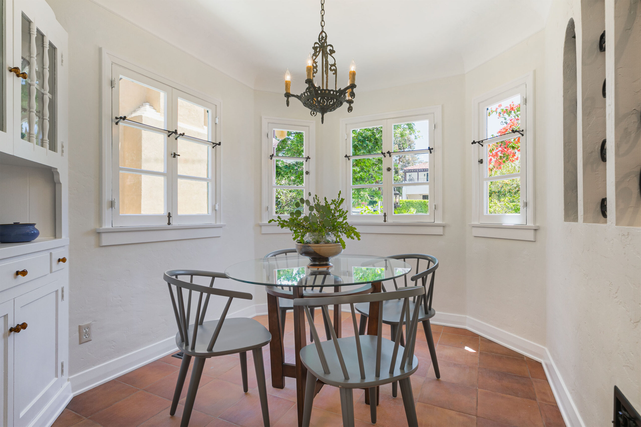 1637 Highland Ave, Glendale CA 91202