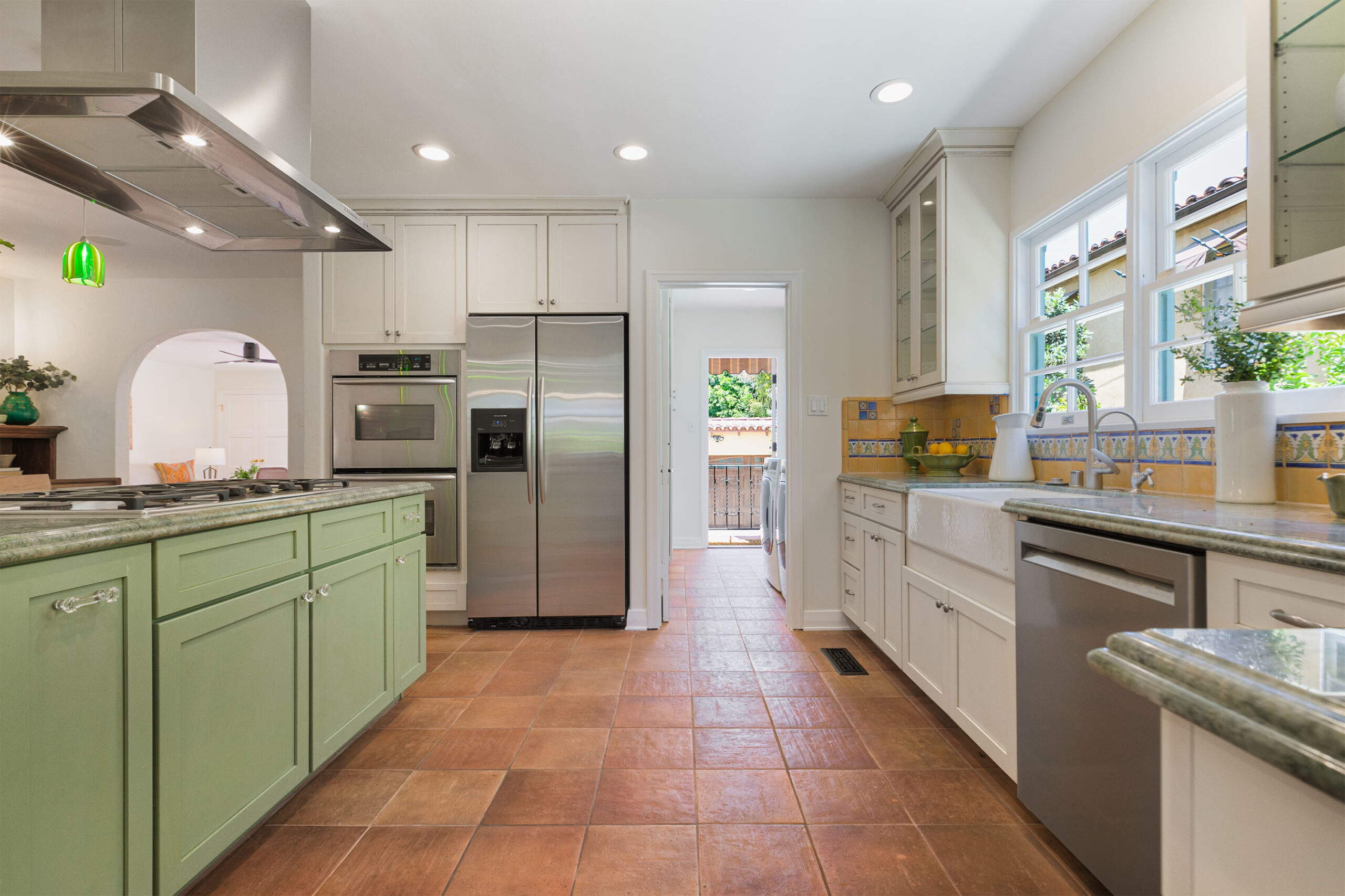 1637 Highland Ave, Glendale CA 91202