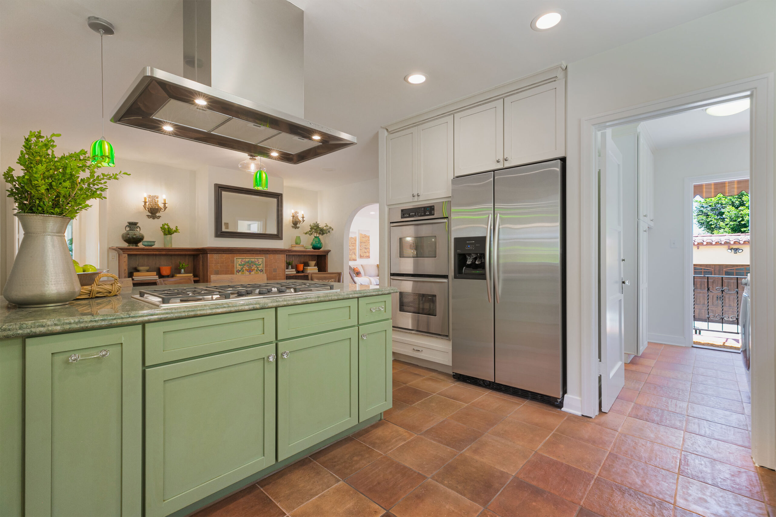 1637 Highland Ave, Glendale CA 91202