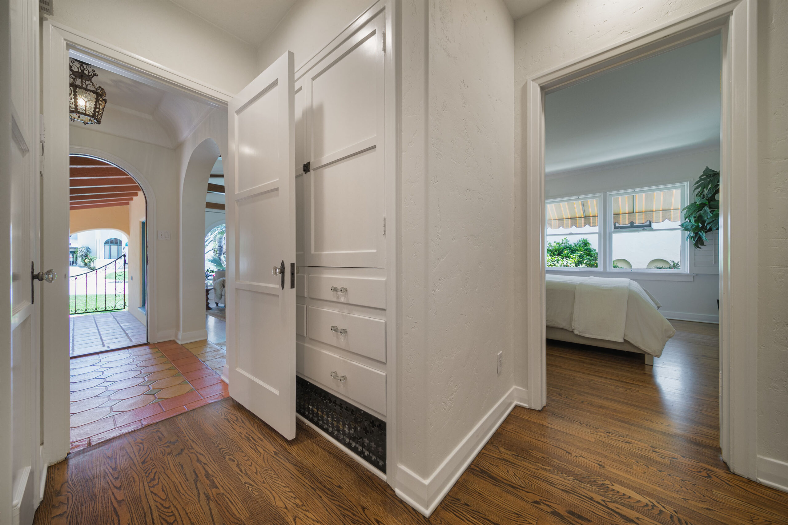 1637 Highland Ave, Glendale CA 91202