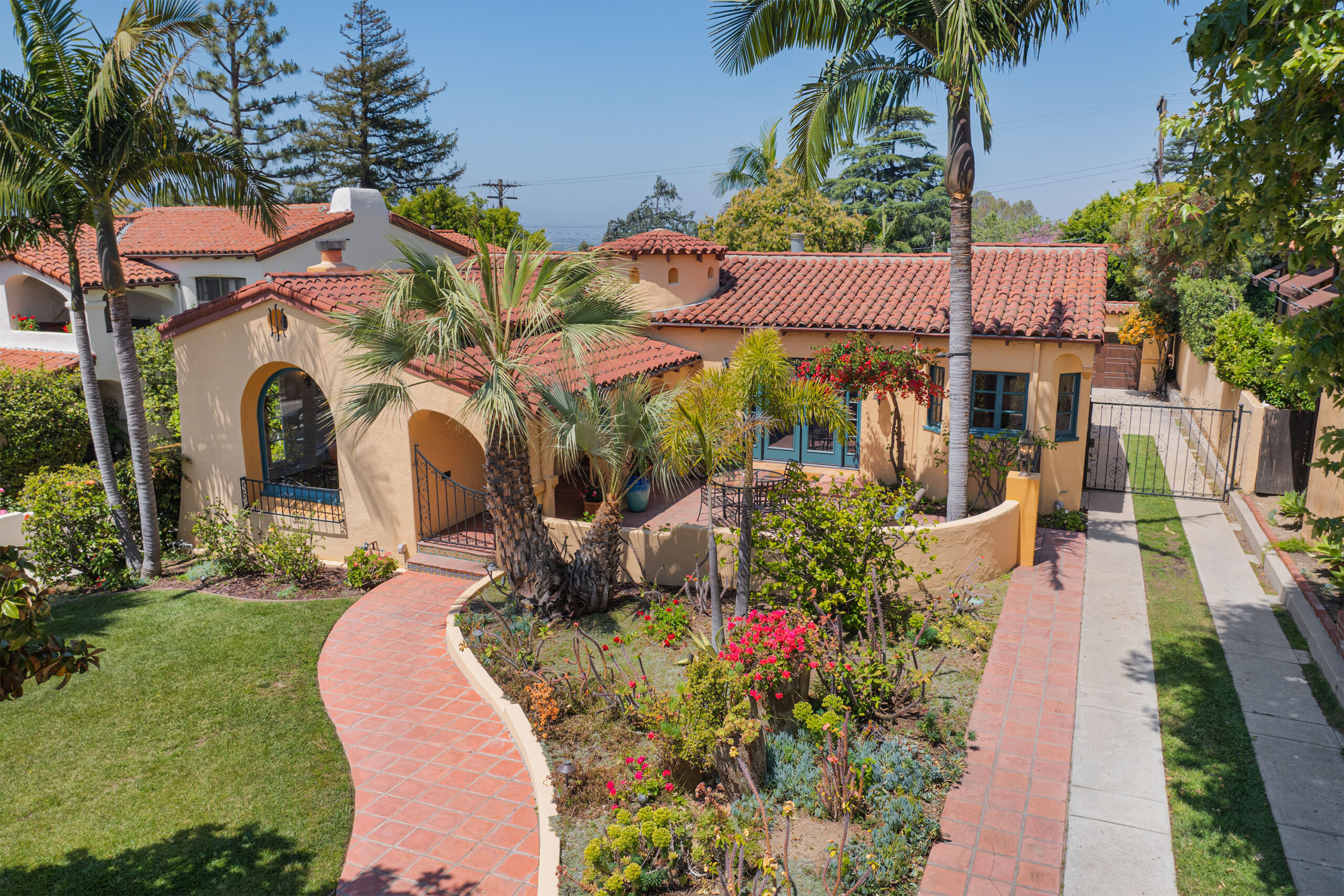 1637 Highland Ave, Glendale CA 91202