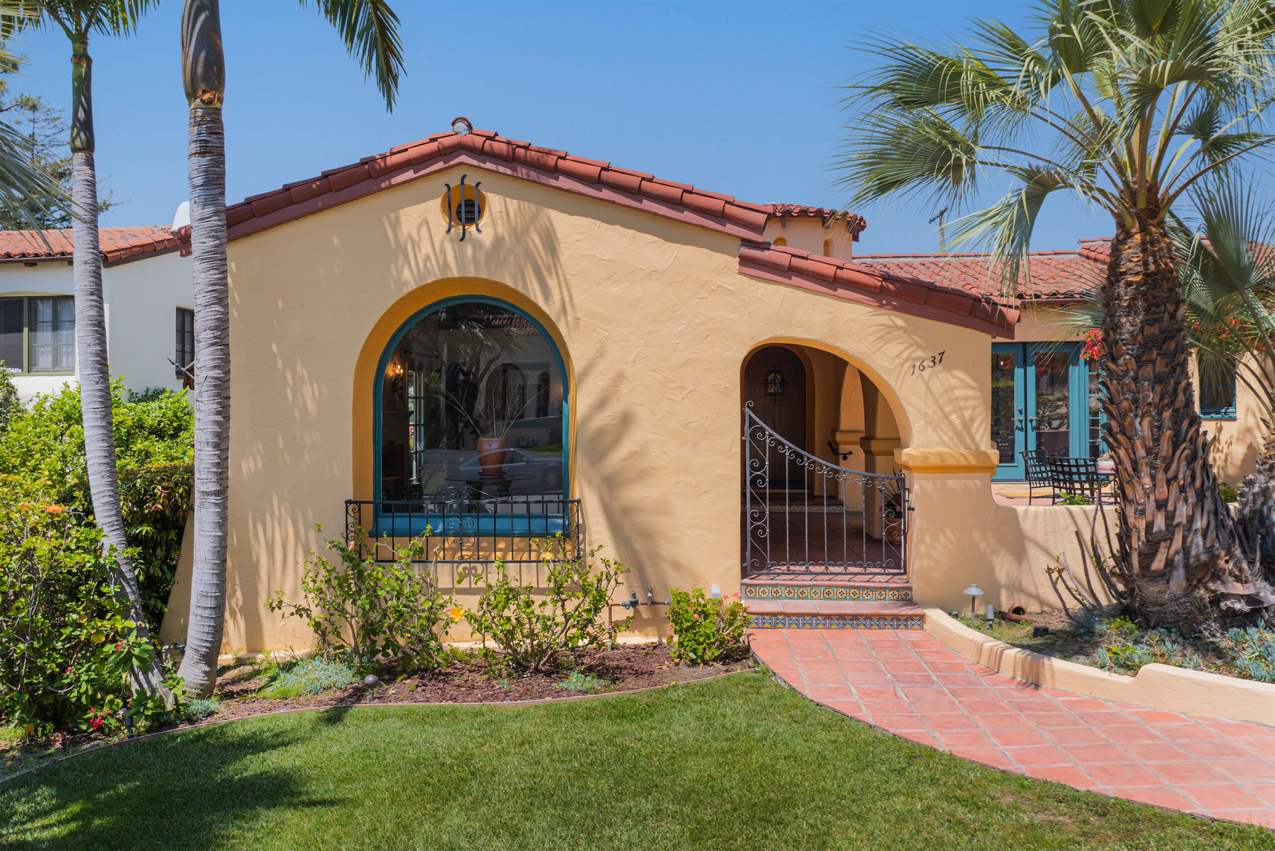 1637 Highland Ave, Glendale CA 91202