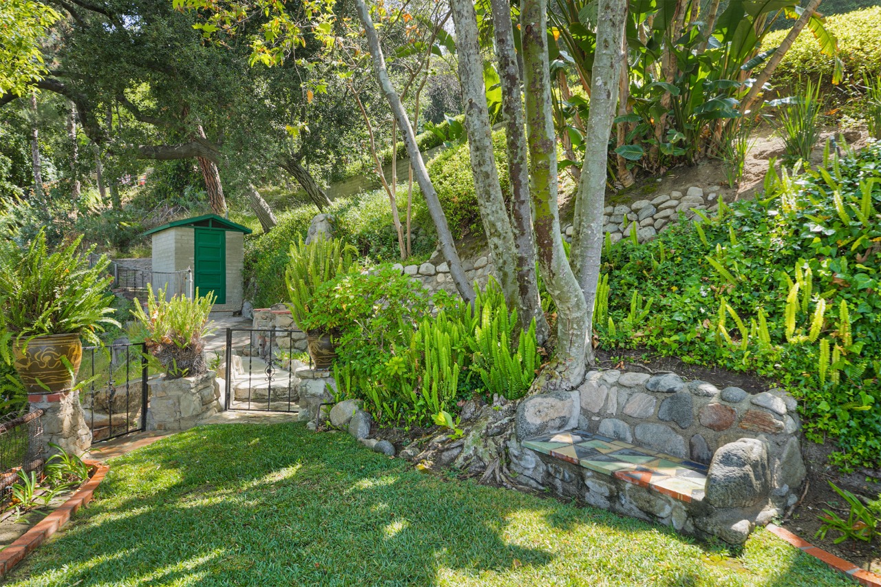 1625 Campbell St, Glendale CA 91207