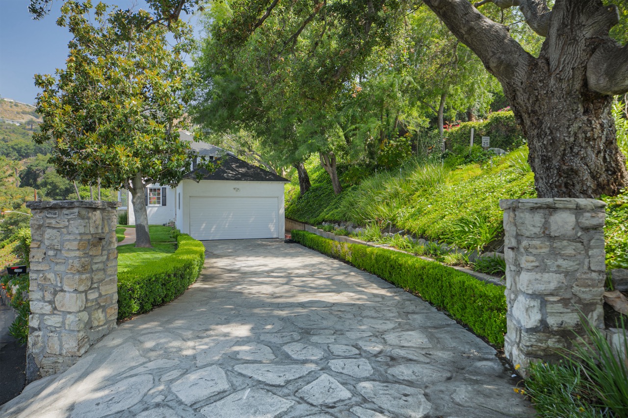 1625 Campbell St, Glendale CA 91207