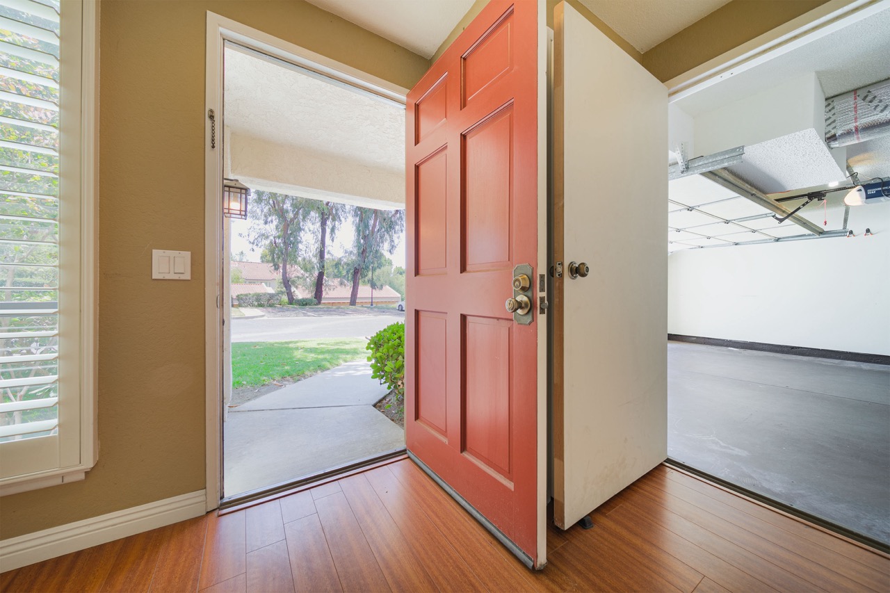 23211 Coso, Mission Viejo CA 92692