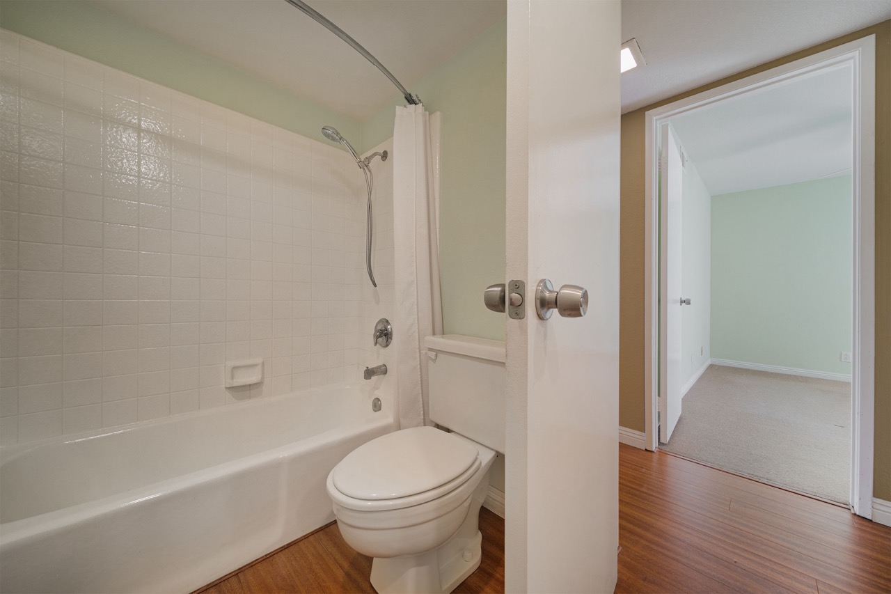 23211 Coso, Mission Viejo CA 92692