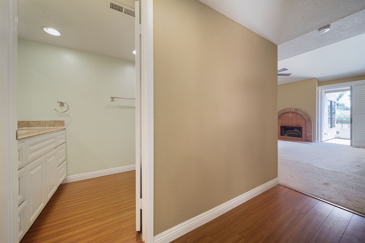 23211 Coso, Mission Viejo CA 92692