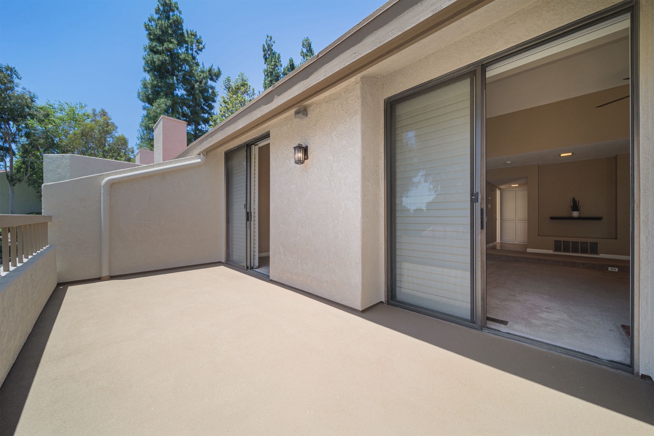 23211 Coso, Mission Viejo CA 92692