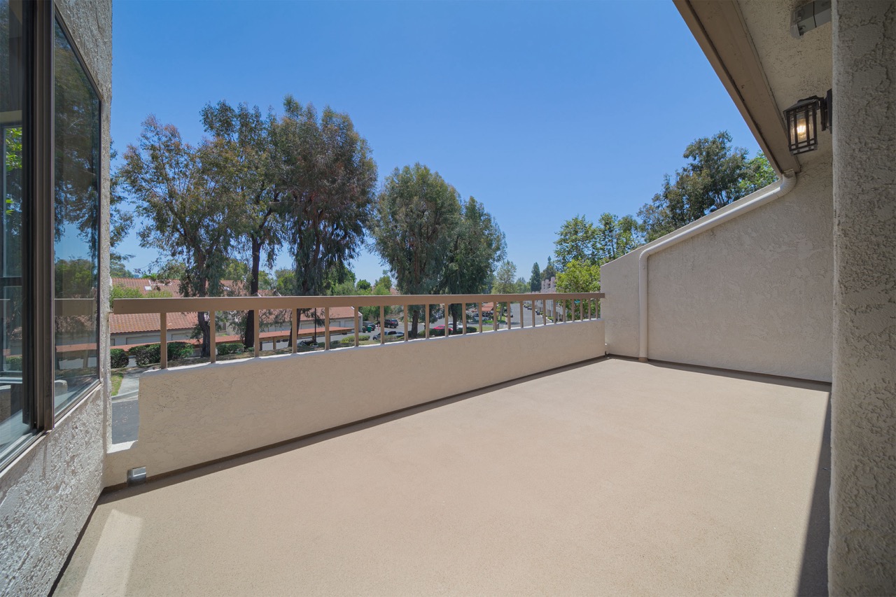 23211 Coso, Mission Viejo CA 92692