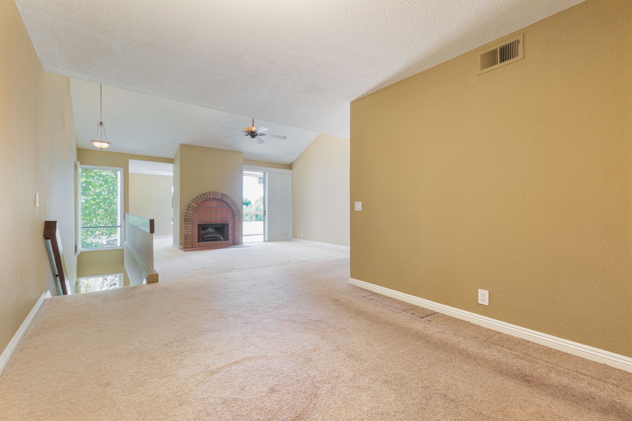 23211 Coso, Mission Viejo CA 92692