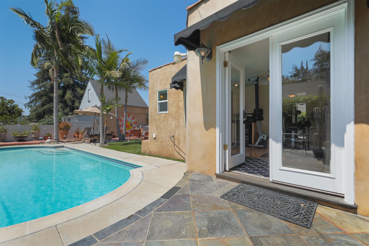 1624 Cleveland Rd, Glendale CA 91202