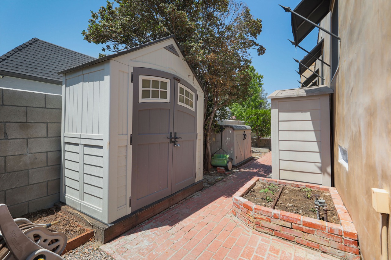 1624 Cleveland Rd, Glendale CA 91202