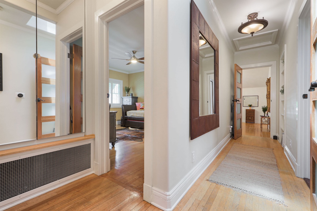 1624 Cleveland Rd, Glendale CA 91202
