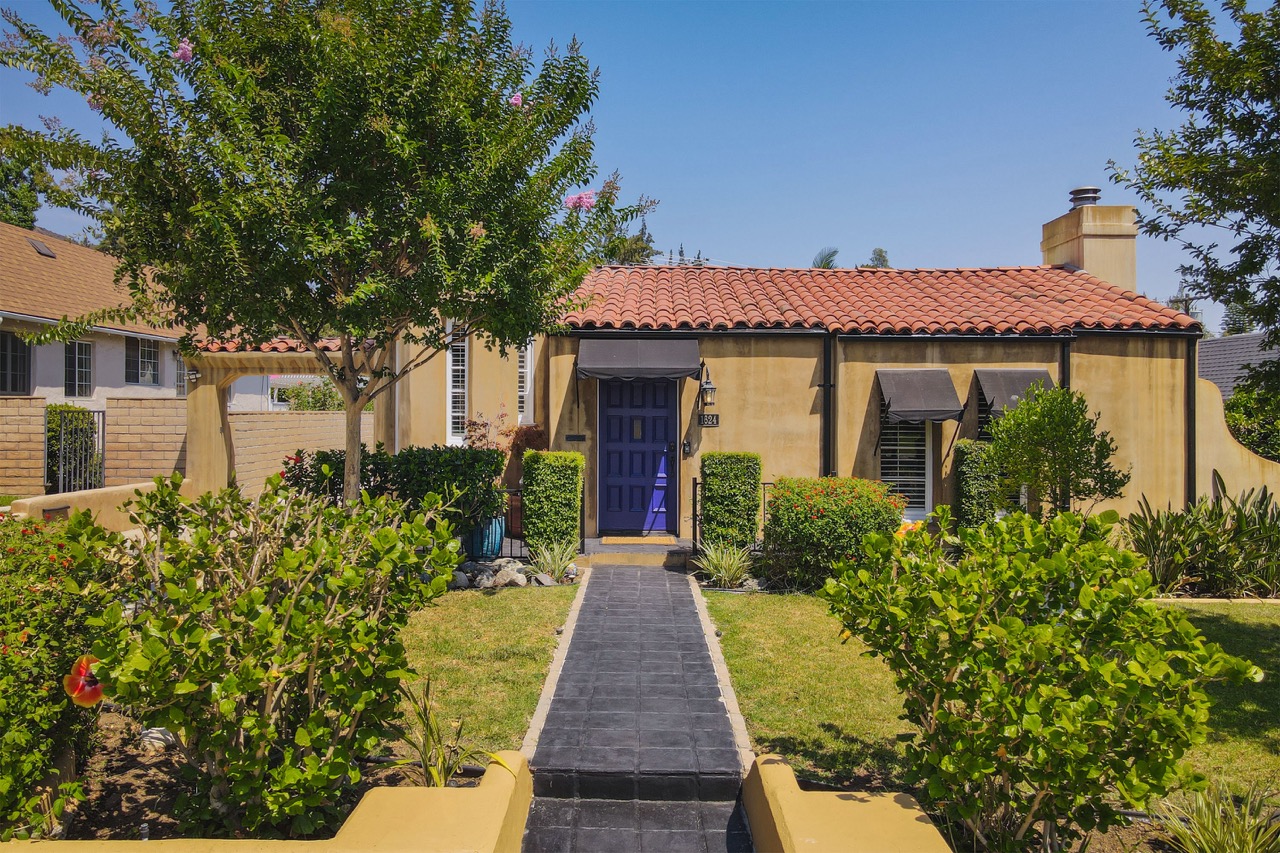 1624 Cleveland Rd, Glendale CA 91202