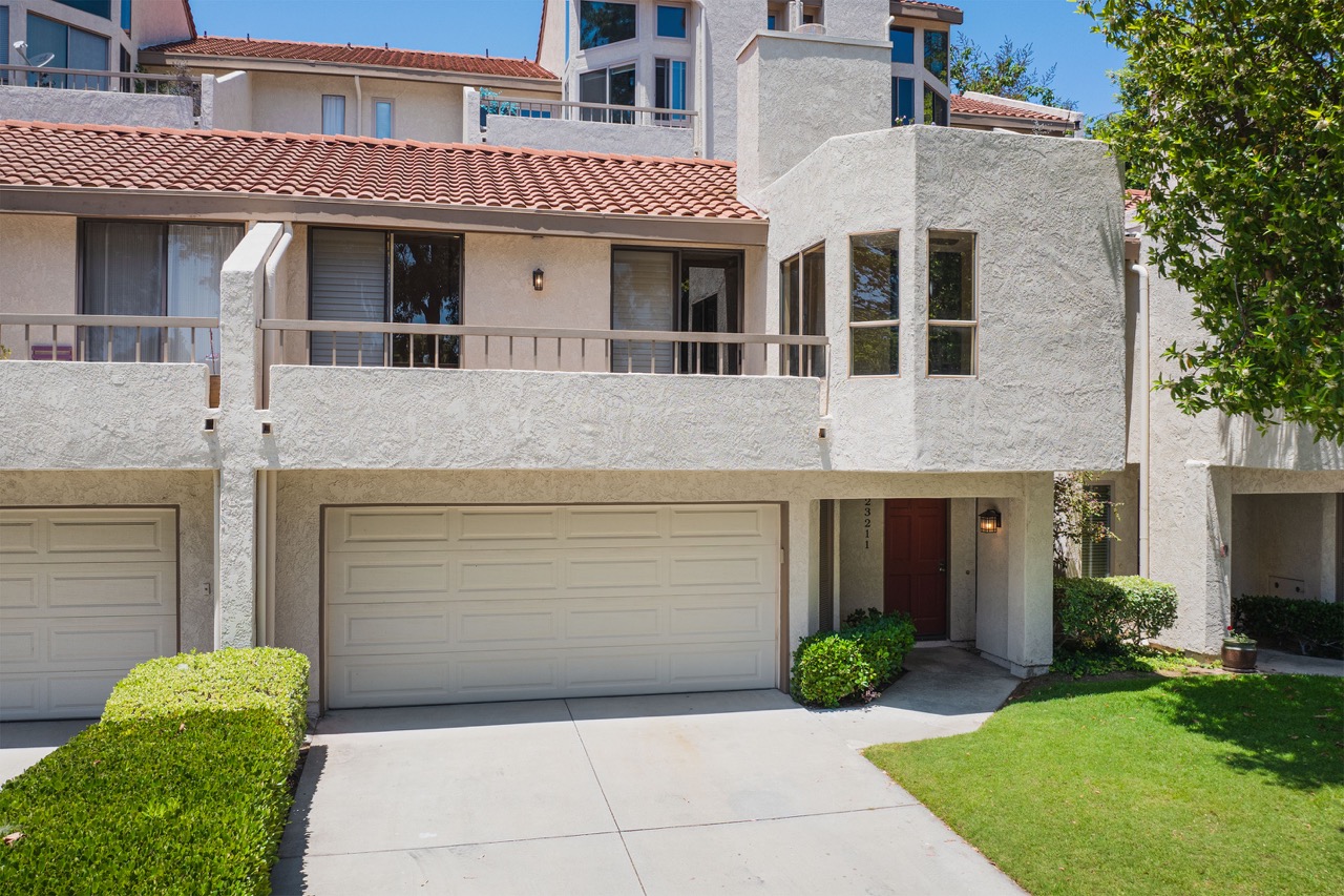 23211 Coso, Mission Viejo CA 92692
