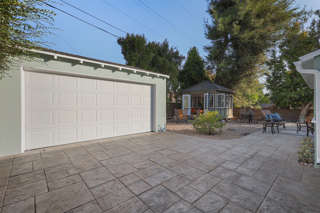 1420 Lee Dr, Glendale CA 91201