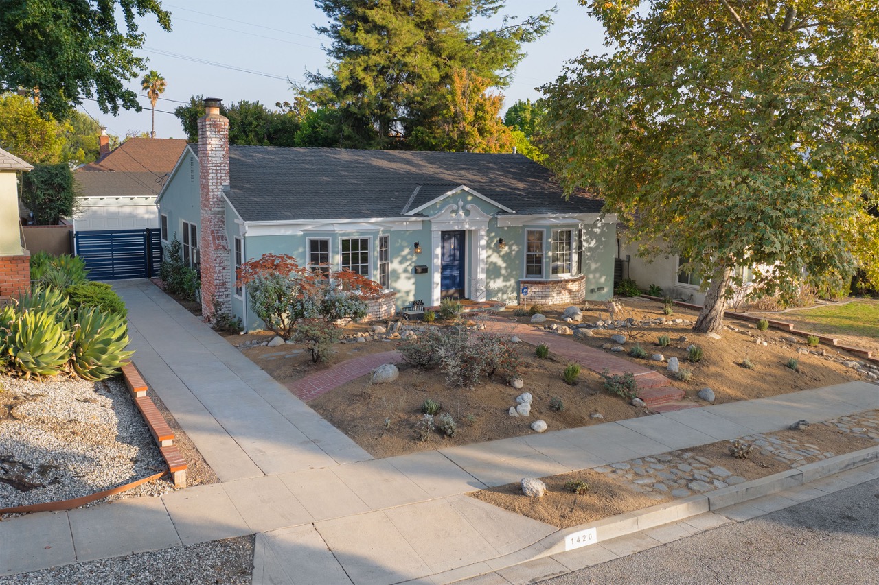1420 Lee Dr, Glendale CA 91201