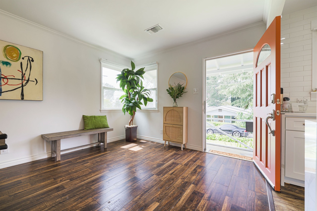 3727 3rd Ave, La Crescenta CA 91214