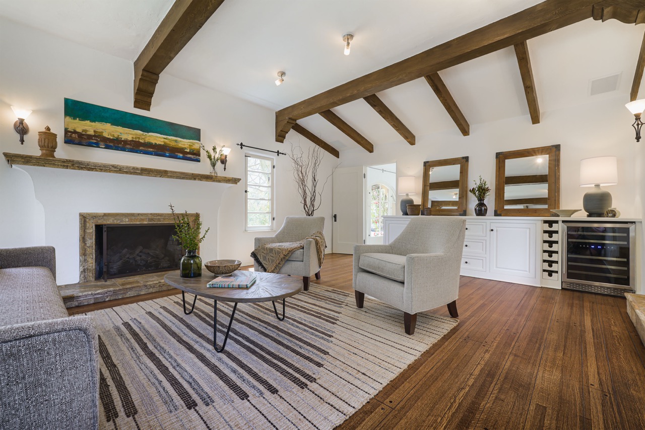 516 E Stocker St, Glendale CA 91207