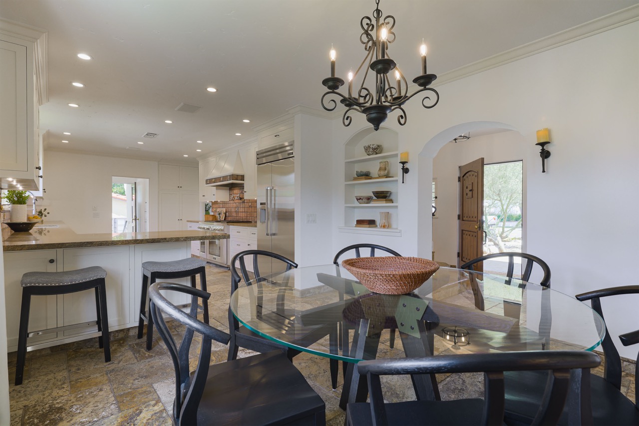 516 E Stocker St, Glendale CA 91207