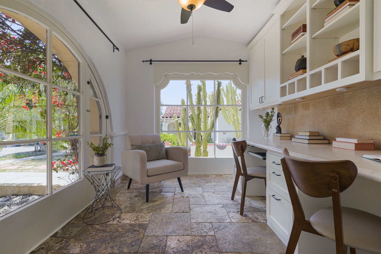 516 E Stocker St, Glendale CA 91207