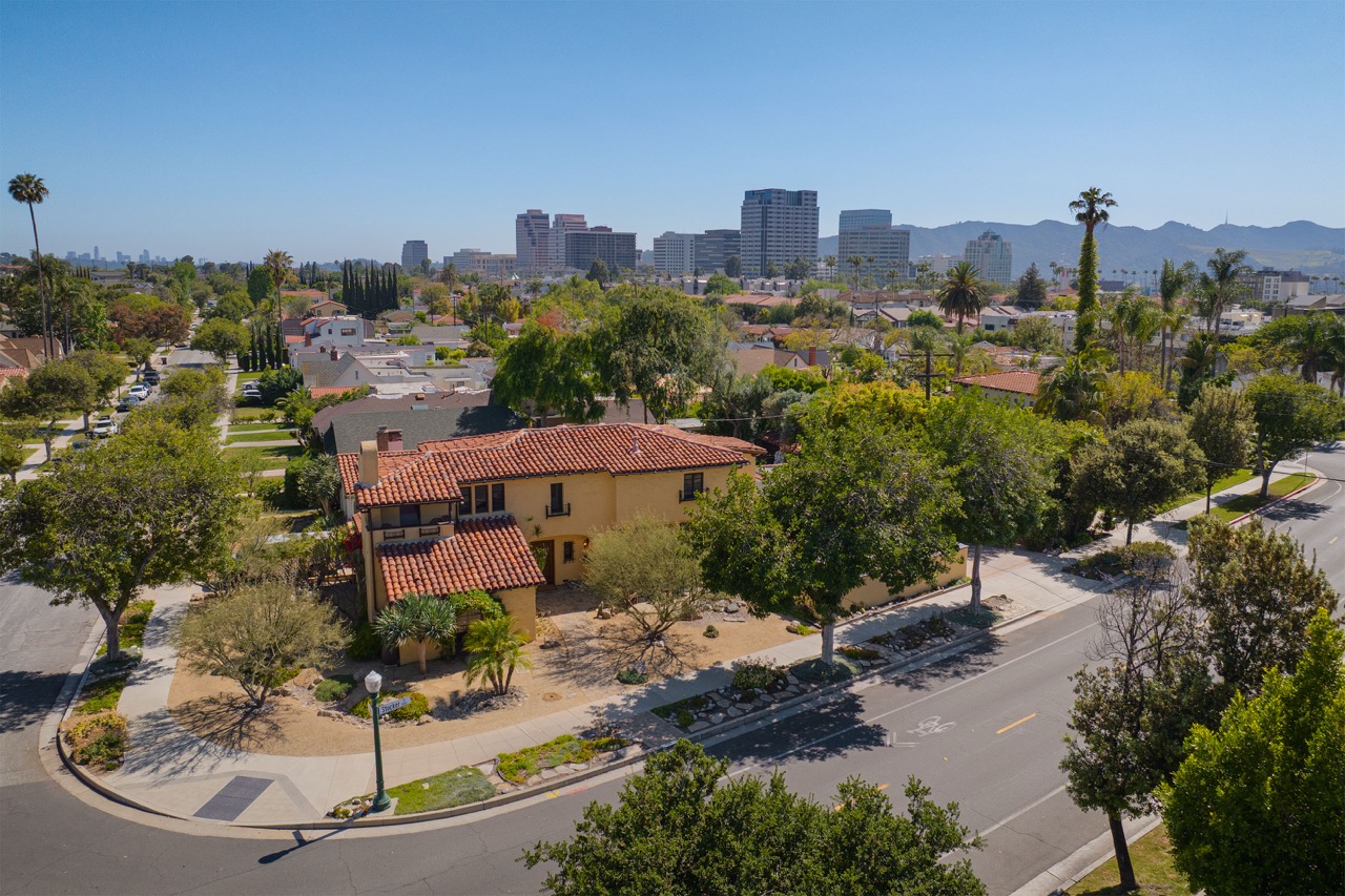 516 E Stocker St, Glendale CA 91207