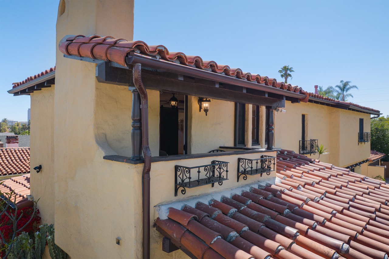 516 E Stocker St, Glendale CA 91207
